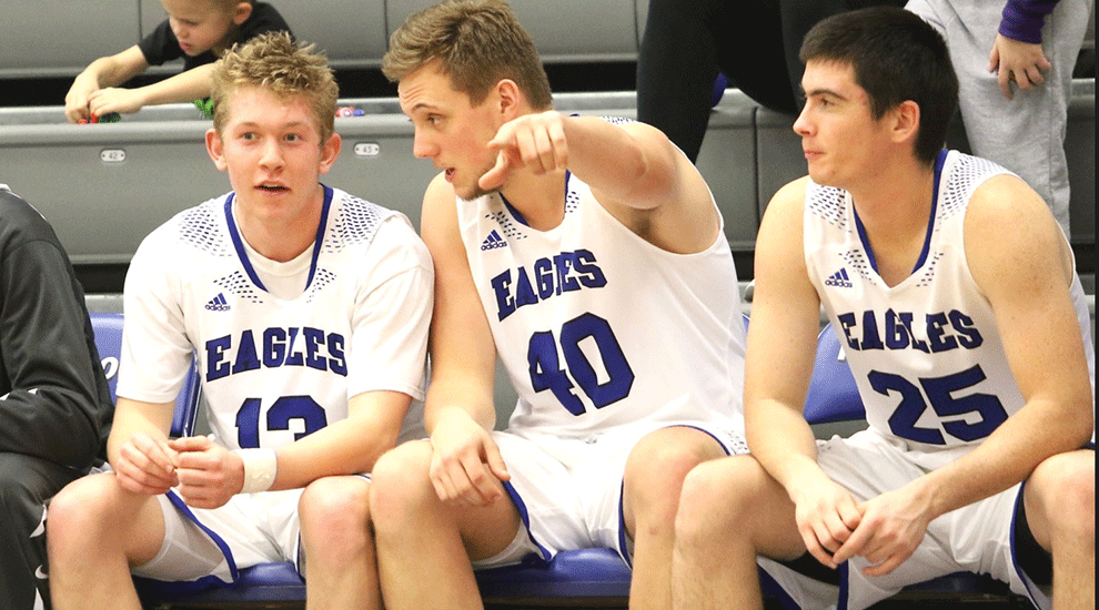 KCC baseball players lend cagers a hand