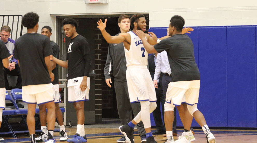 No. 14 Eagles soar by Marshalltown