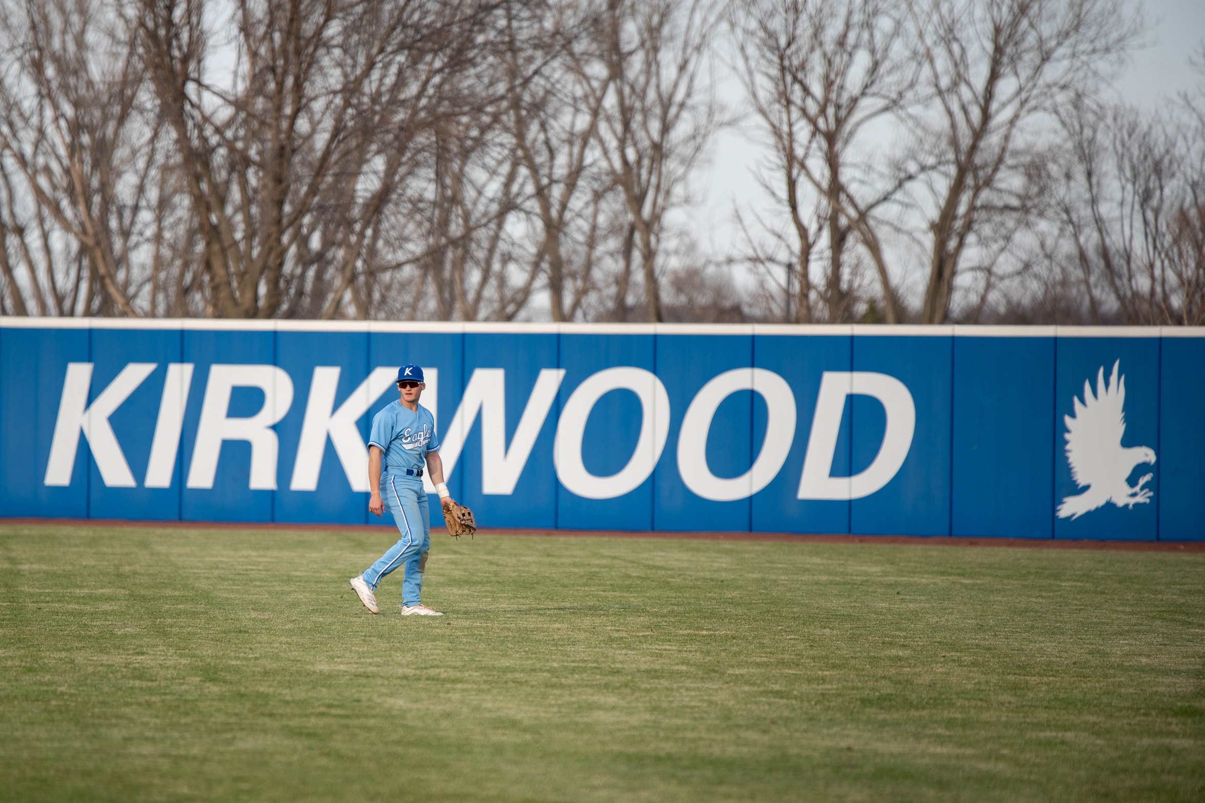 Baseball team rallies to sweep Indian Hills