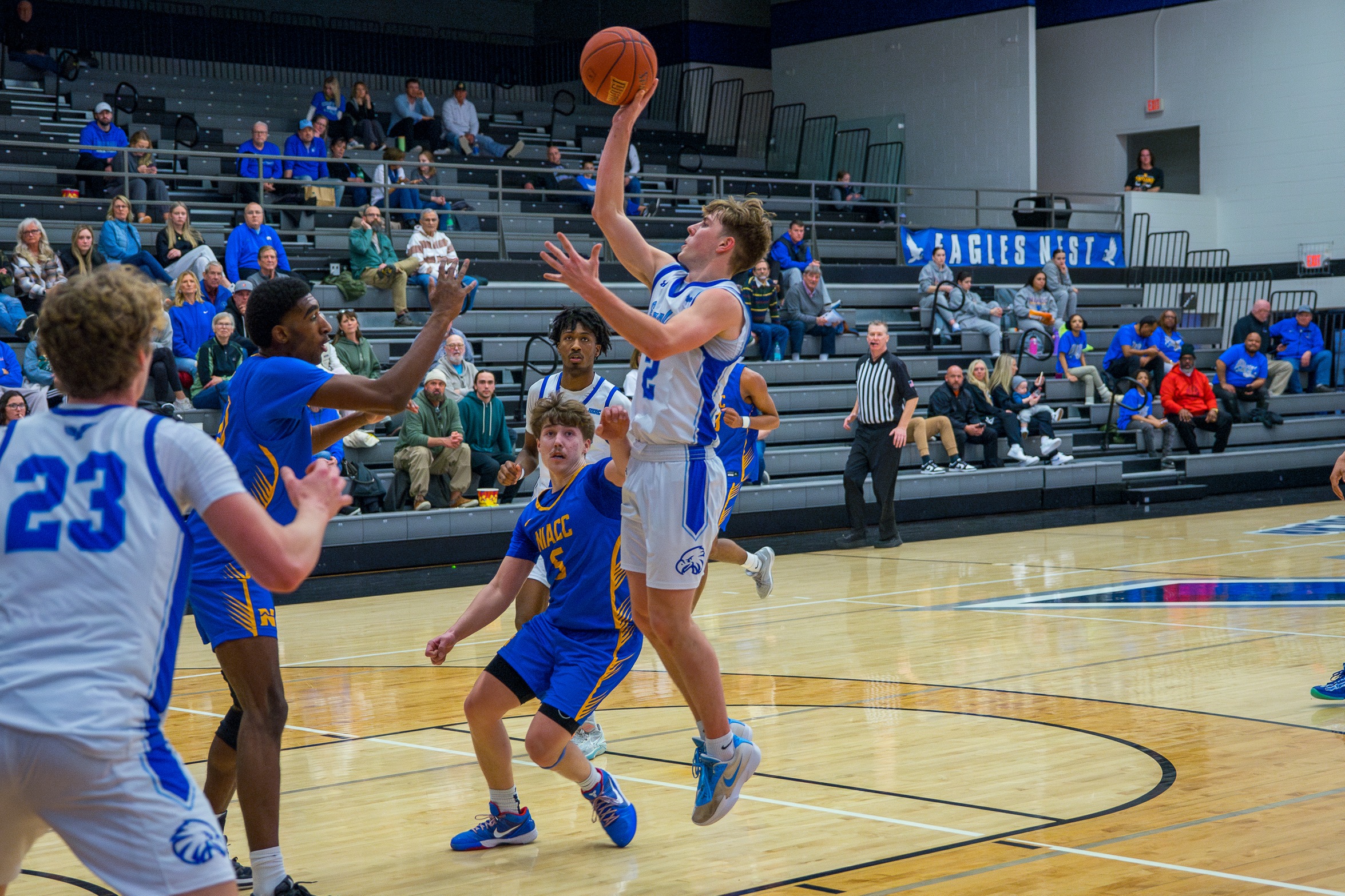 #4 Eagles Win at WIT