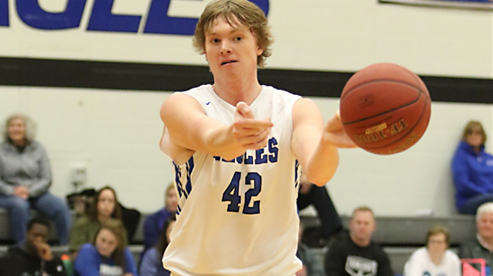 Kirkwood Men Take Care of DMACC