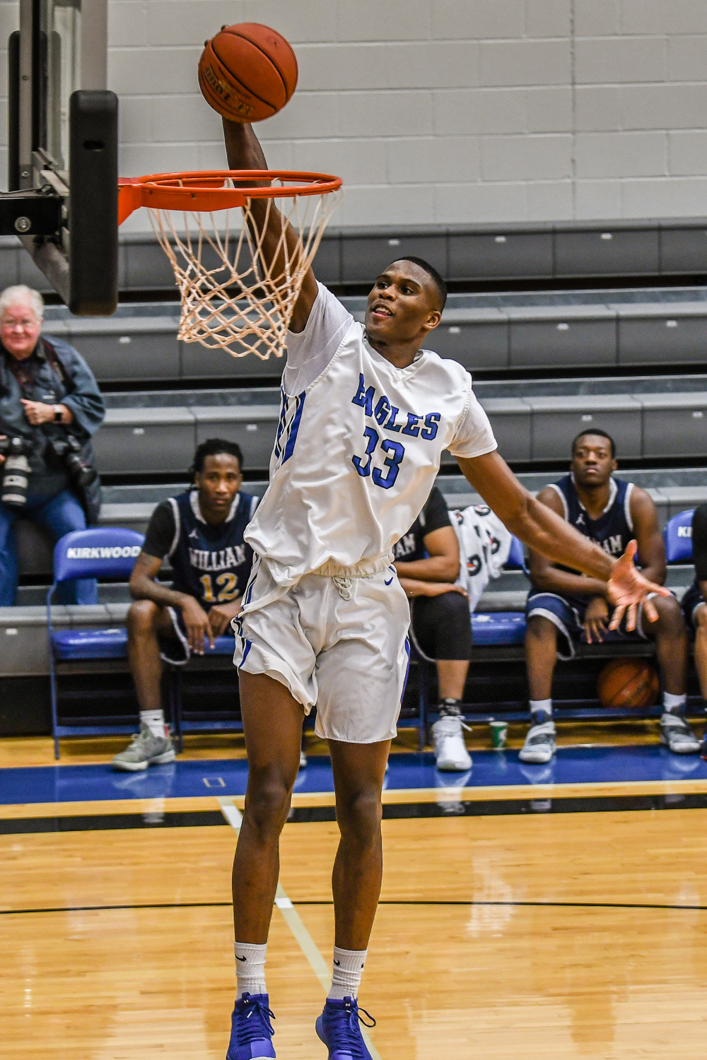 Wilson helps Eagles dunk Statesmen