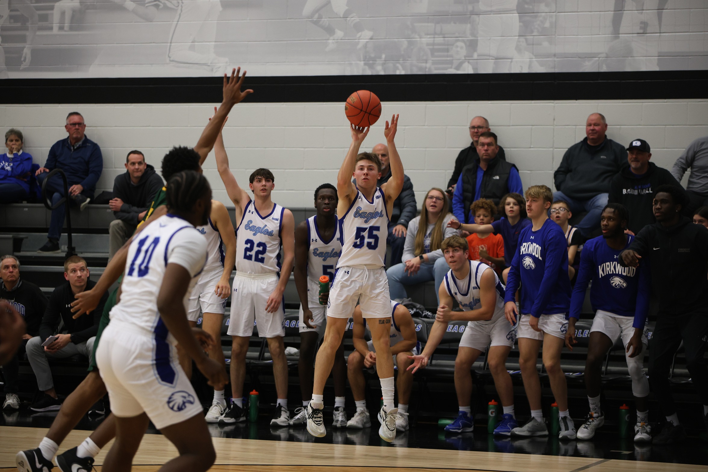 #11 Eagles Take Down John Wood
