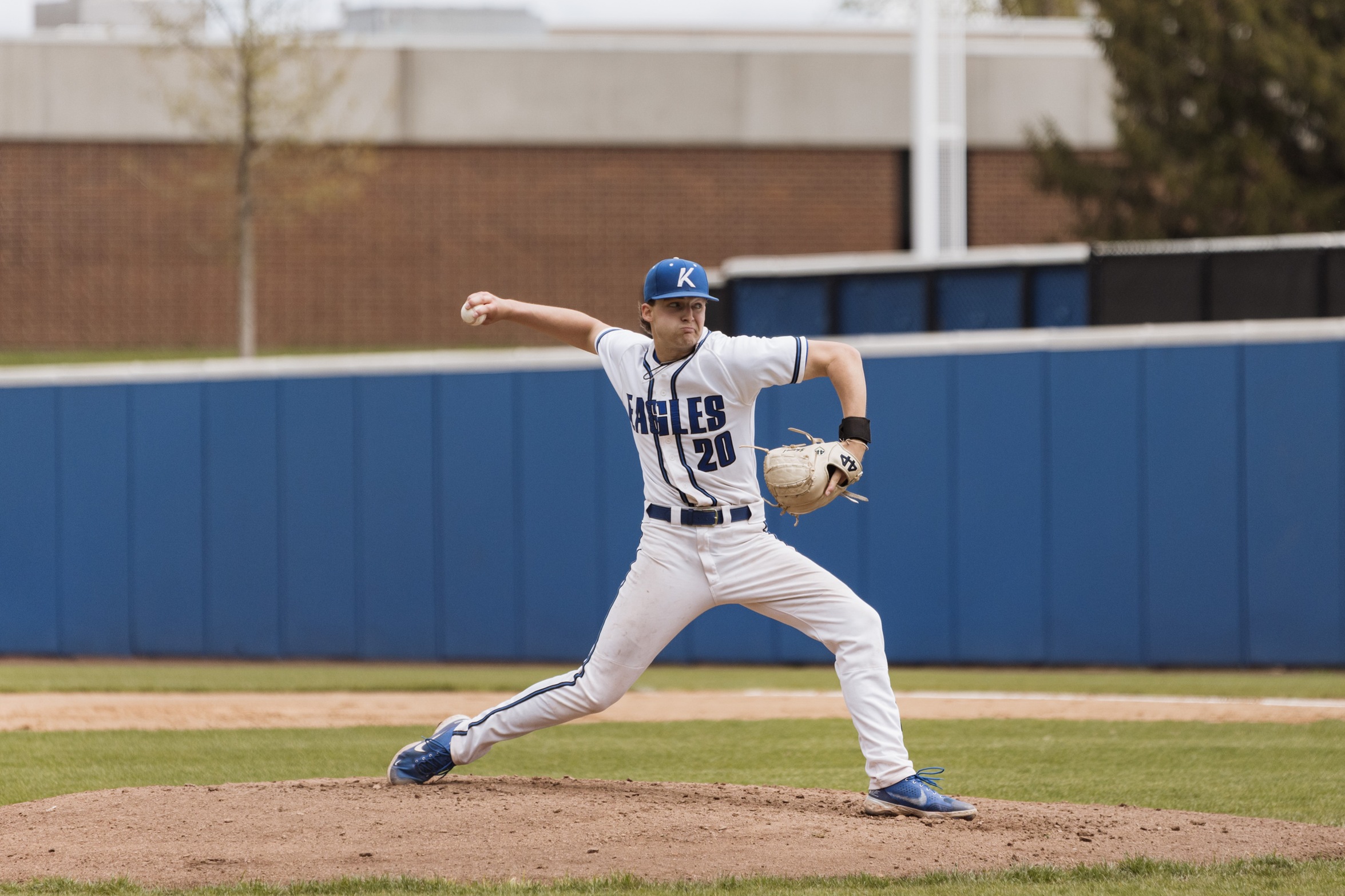 #7 Eagles Split Mississippi Weekend