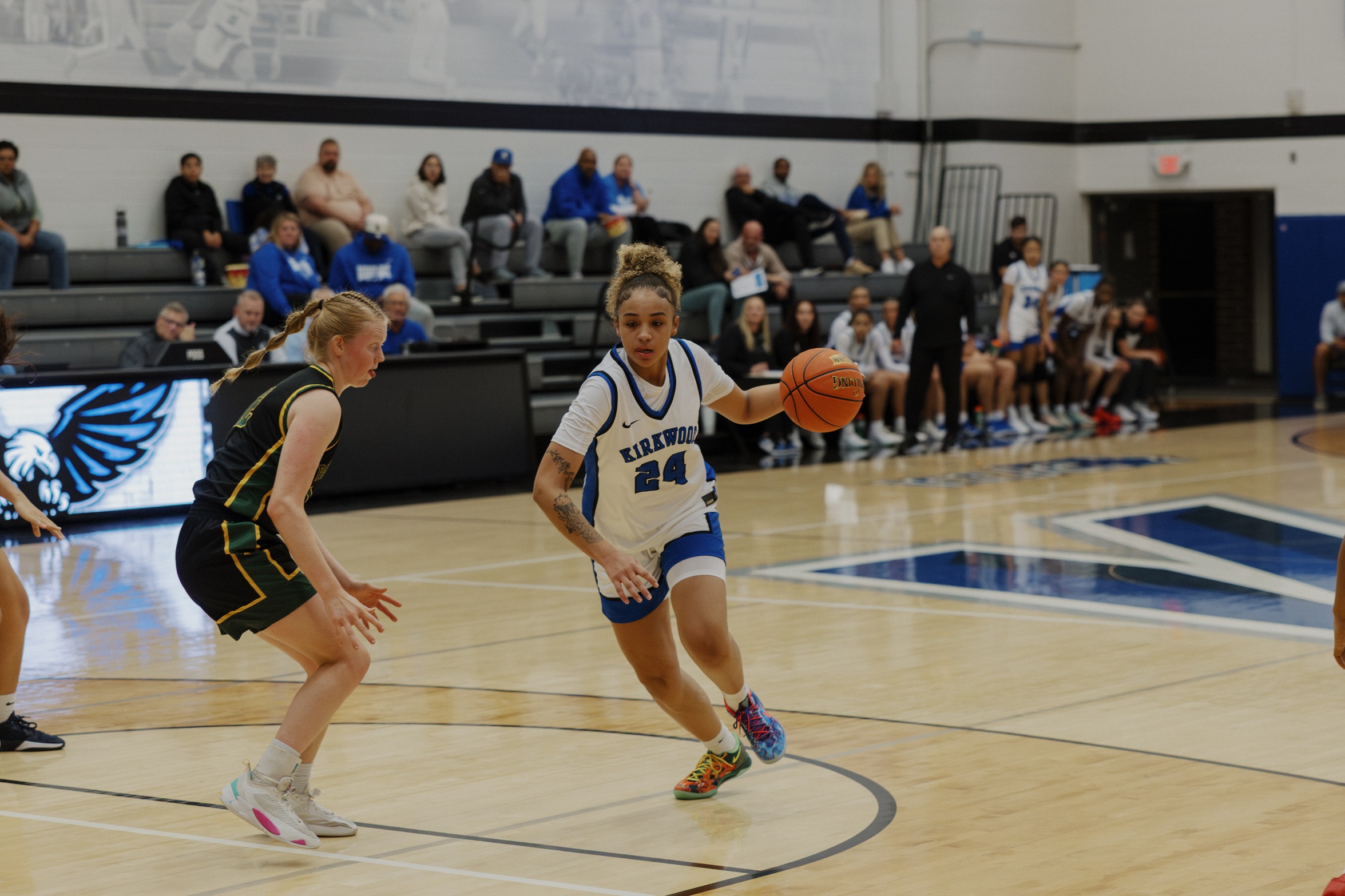 Eagles Make Statement in ICCAC Showdown with Iowa Lakes