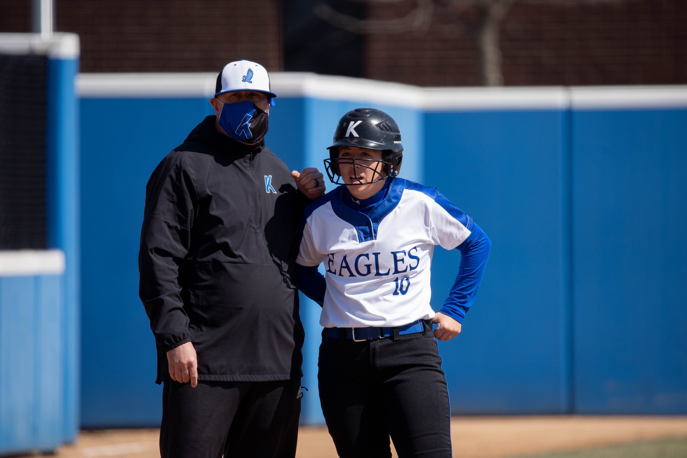 Wedeking keeps sailing along for Eagles