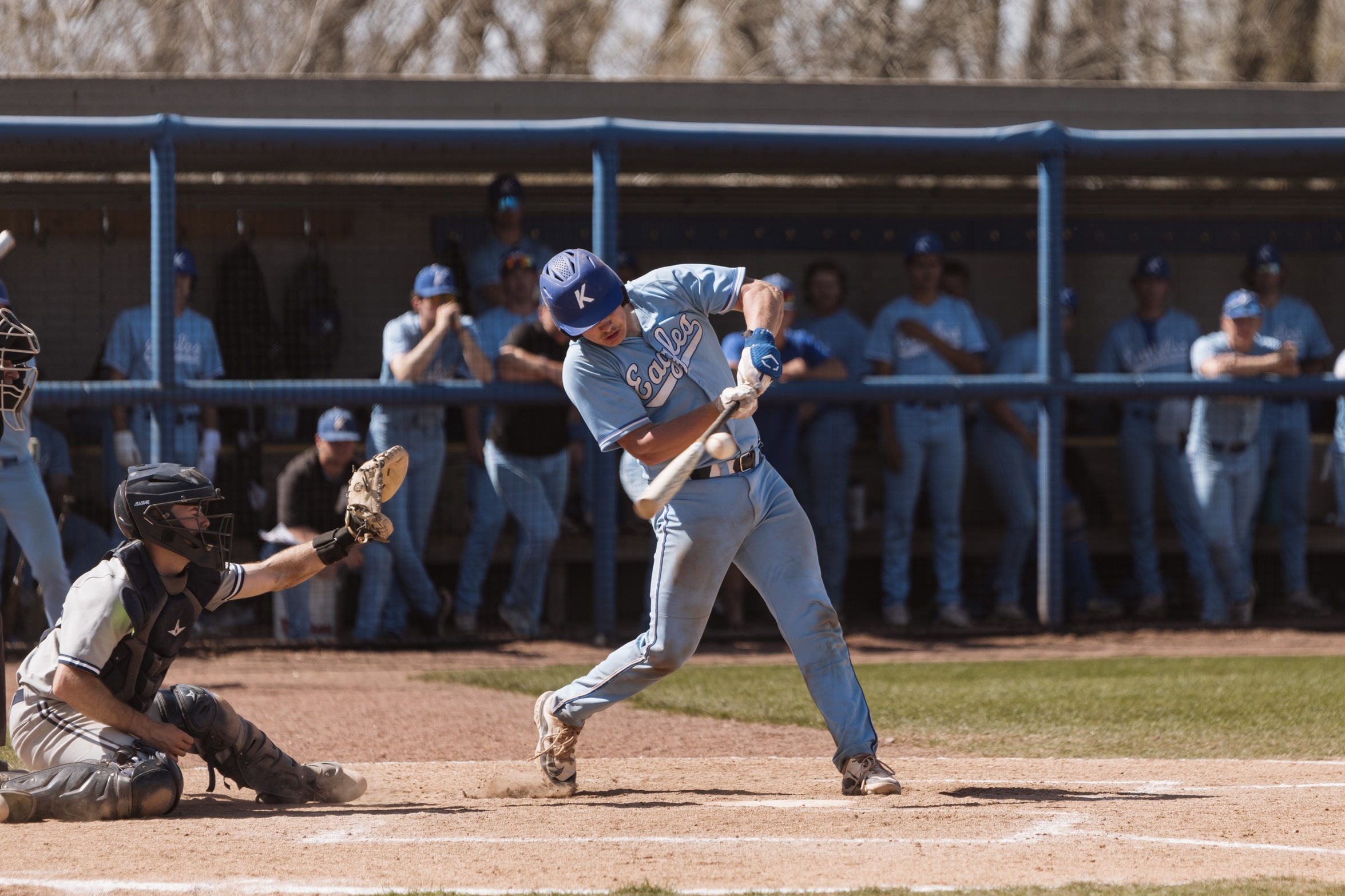 #10 Eagles Roll Through Lakers and #6 Hawks