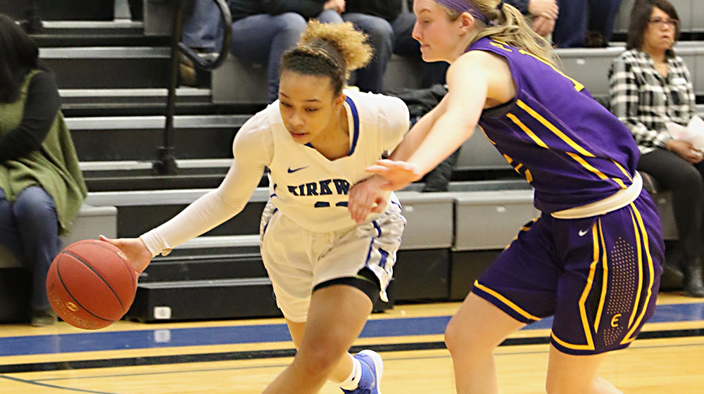 KCC Women Stroll to 19th Straight Win