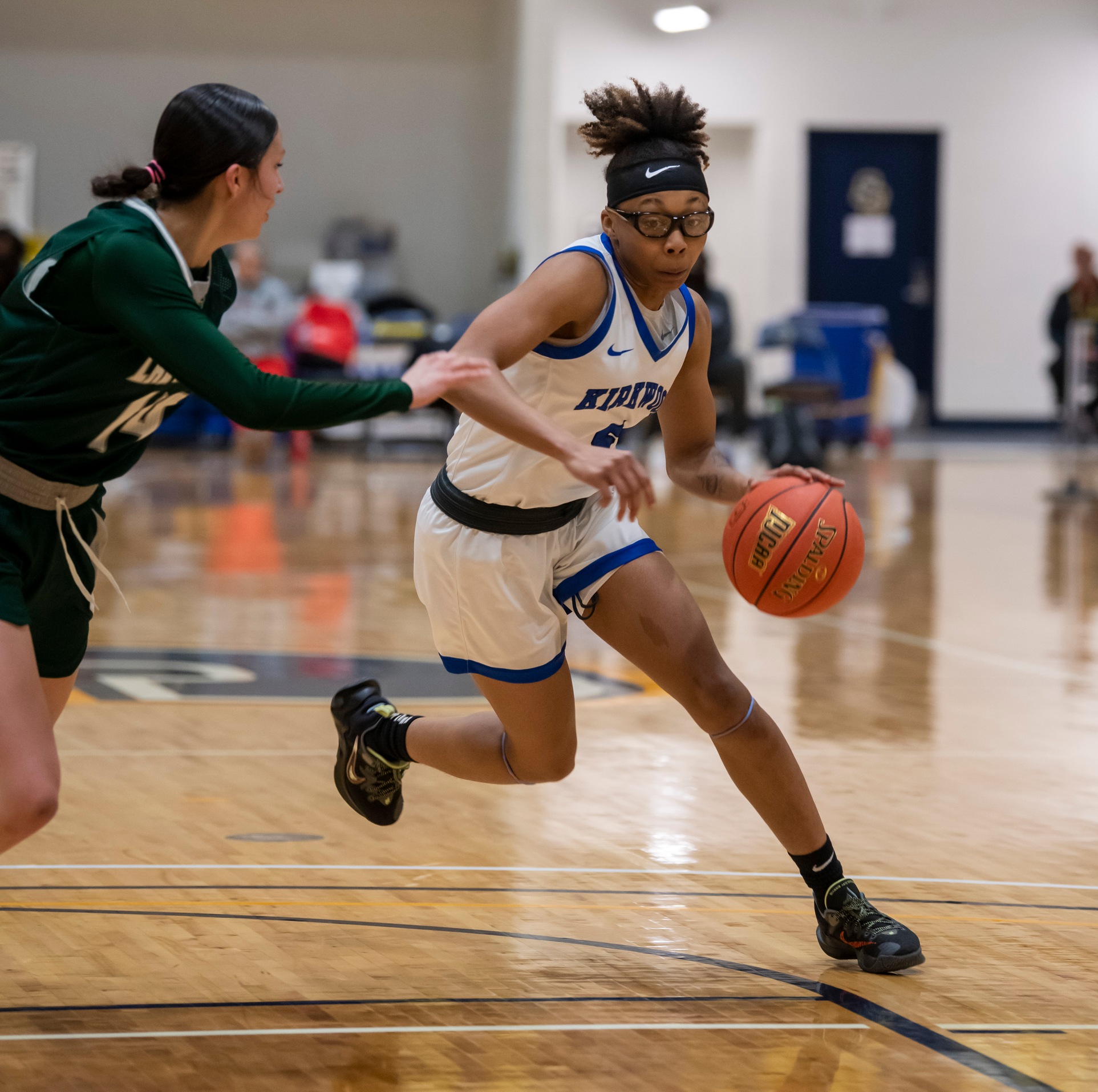 NO.1 KCC WOMEN SAIL INTO NJCAA FINALS