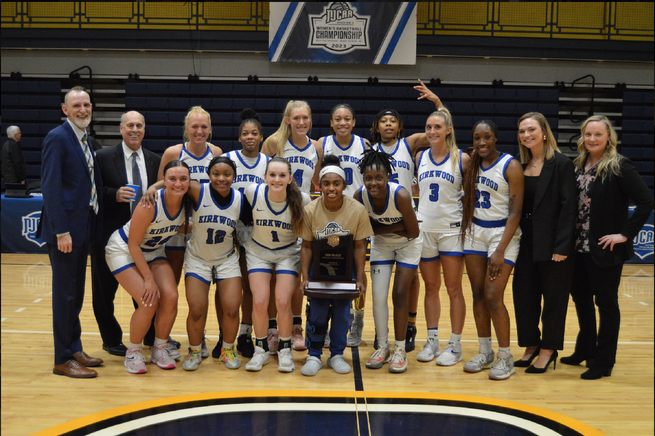 EAGLES TAKE 3RD AT NATIONAL TOURNEY