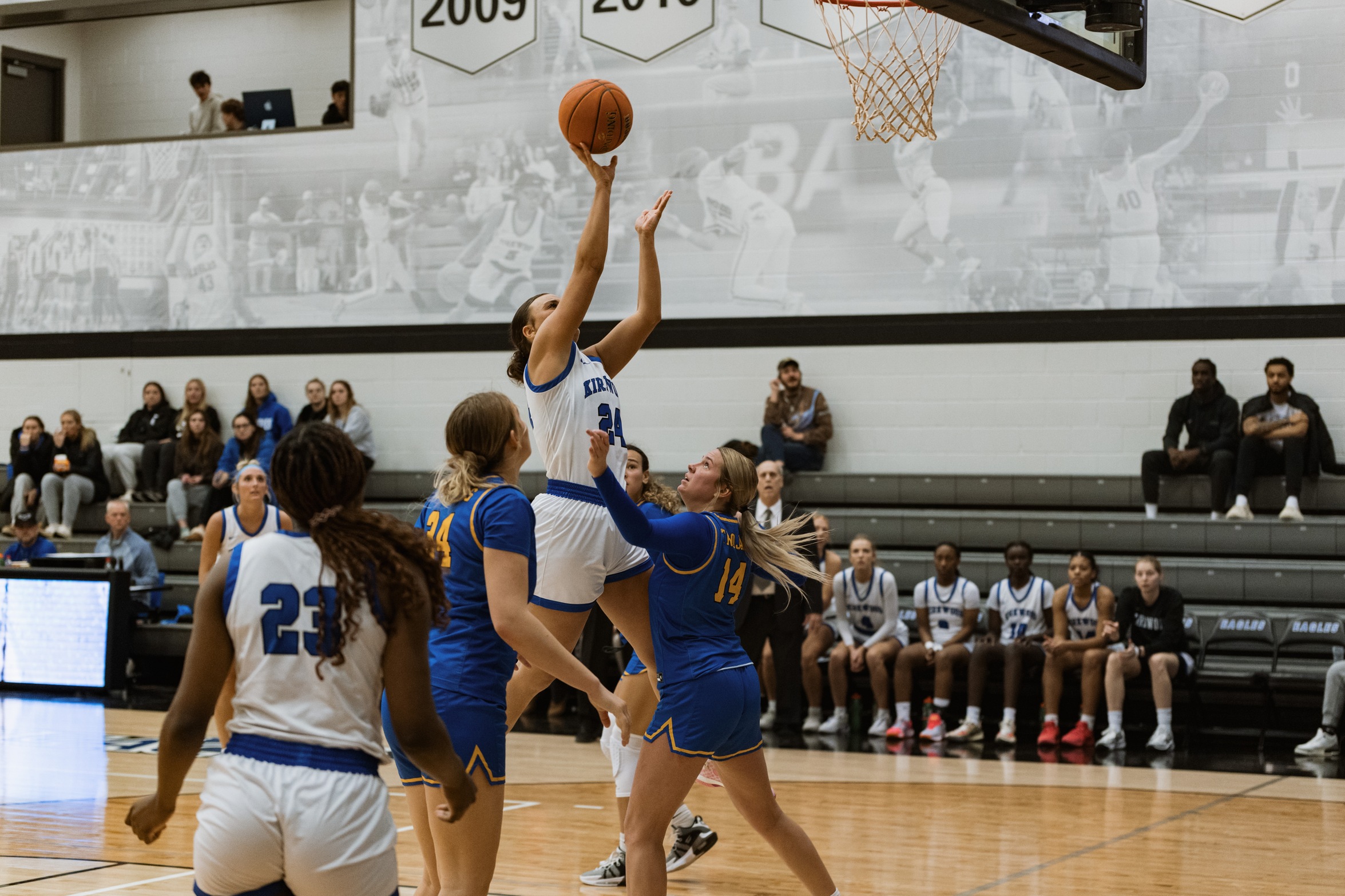 #4 Eagles Trounce Tritons