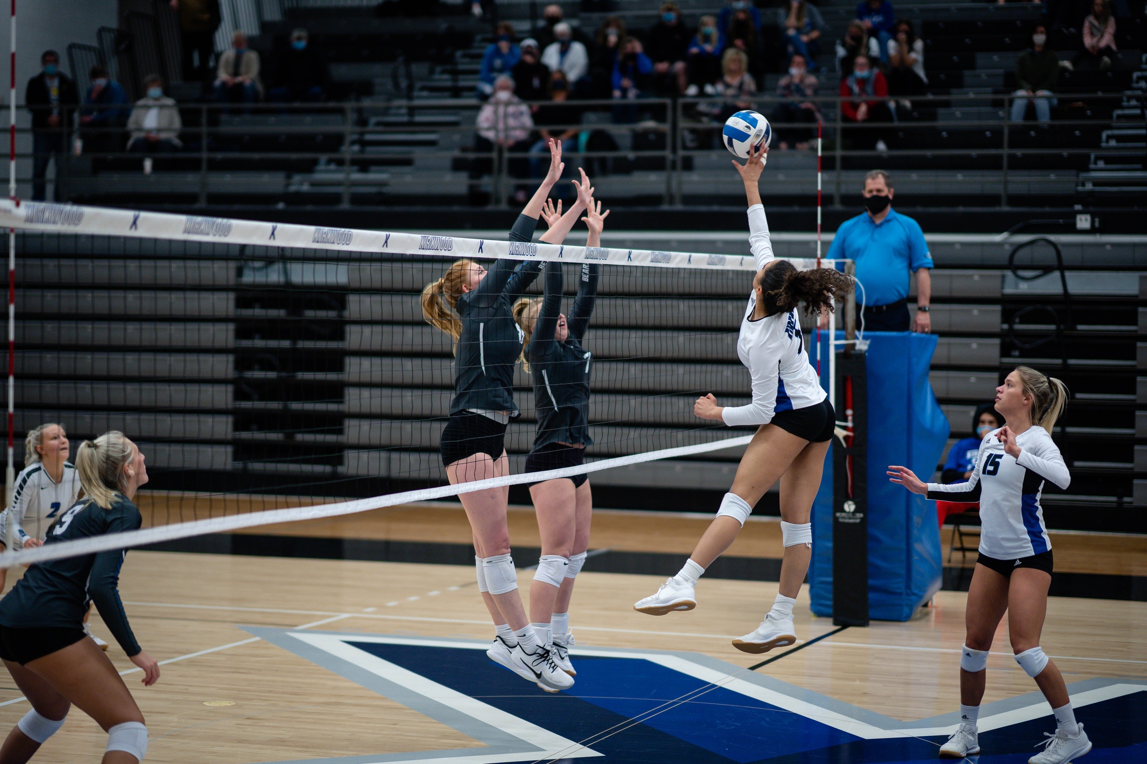 KCC spikers sail into regional finals
